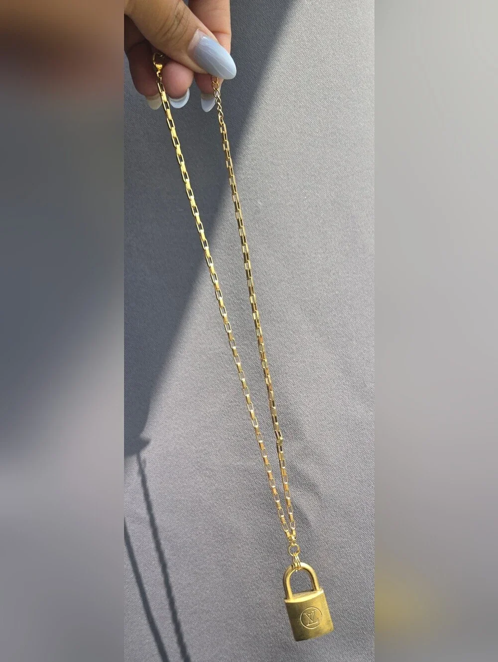 Authentic Louis Vuitton Lock On 18k Gold Plated Keychain/Keyrings/Necklaces Show